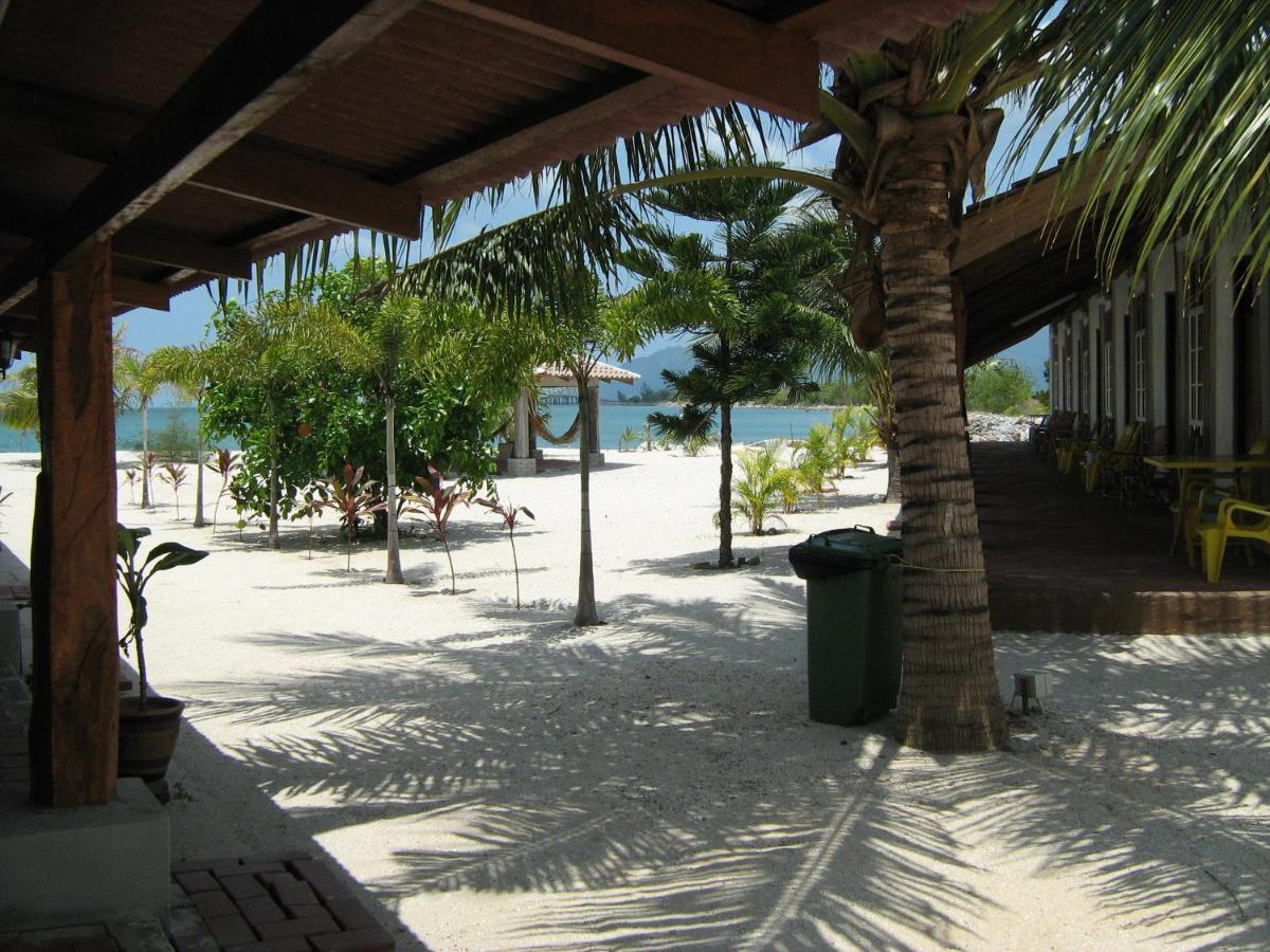 Senari Bay Resort Pantai Cenang  Exterior foto